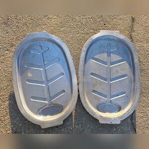 Metal Roasting Trays with Leaf Design - Silver